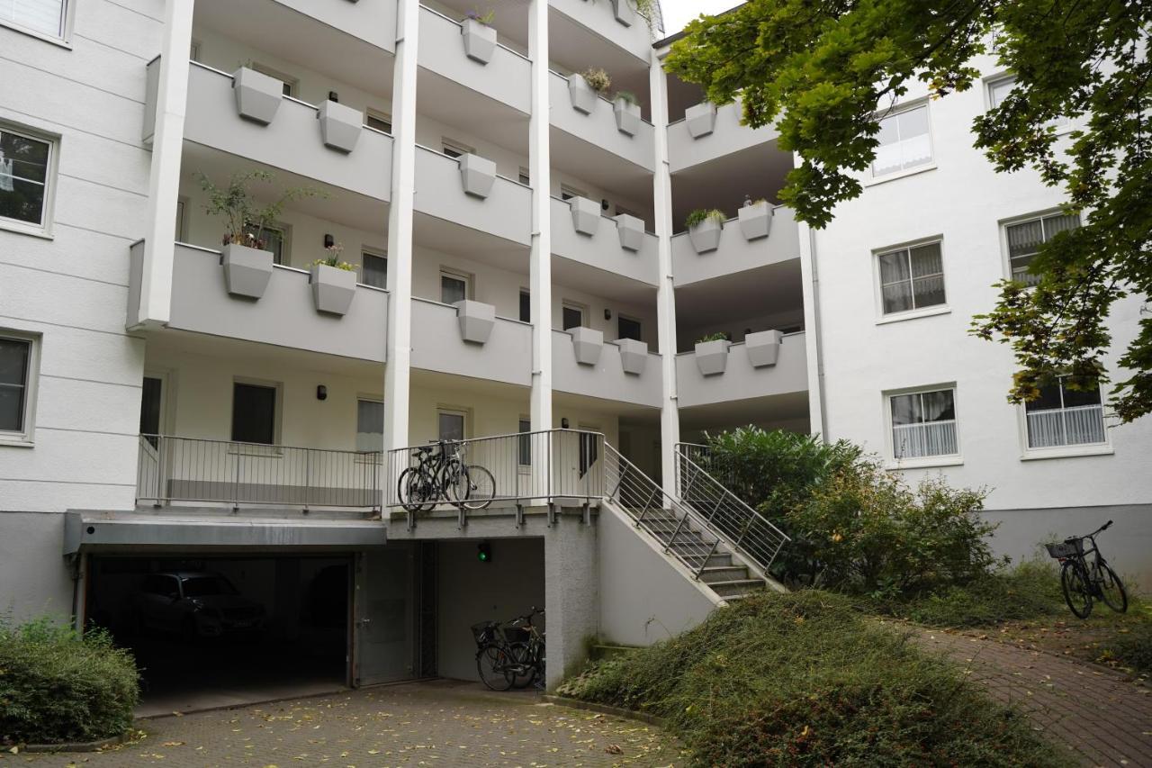 Raum921 - Stilvolles Apartment - Wlan, Tiefgarage, Kueche, Netflix Magdebourg Extérieur photo