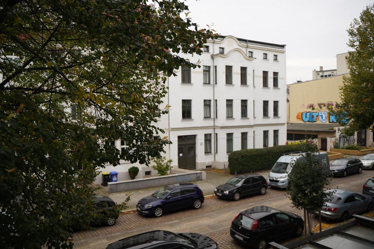 Raum921 - Stilvolles Apartment - Wlan, Tiefgarage, Kueche, Netflix Magdebourg Extérieur photo